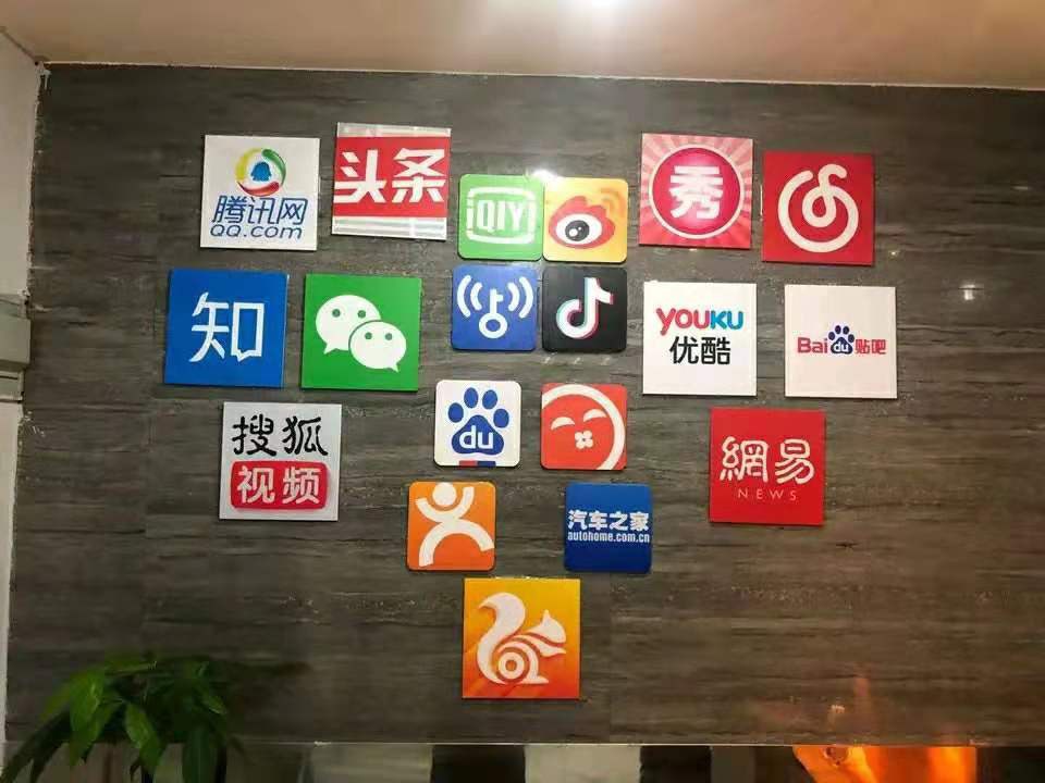 4168650023.jpg 4168650023.jpg